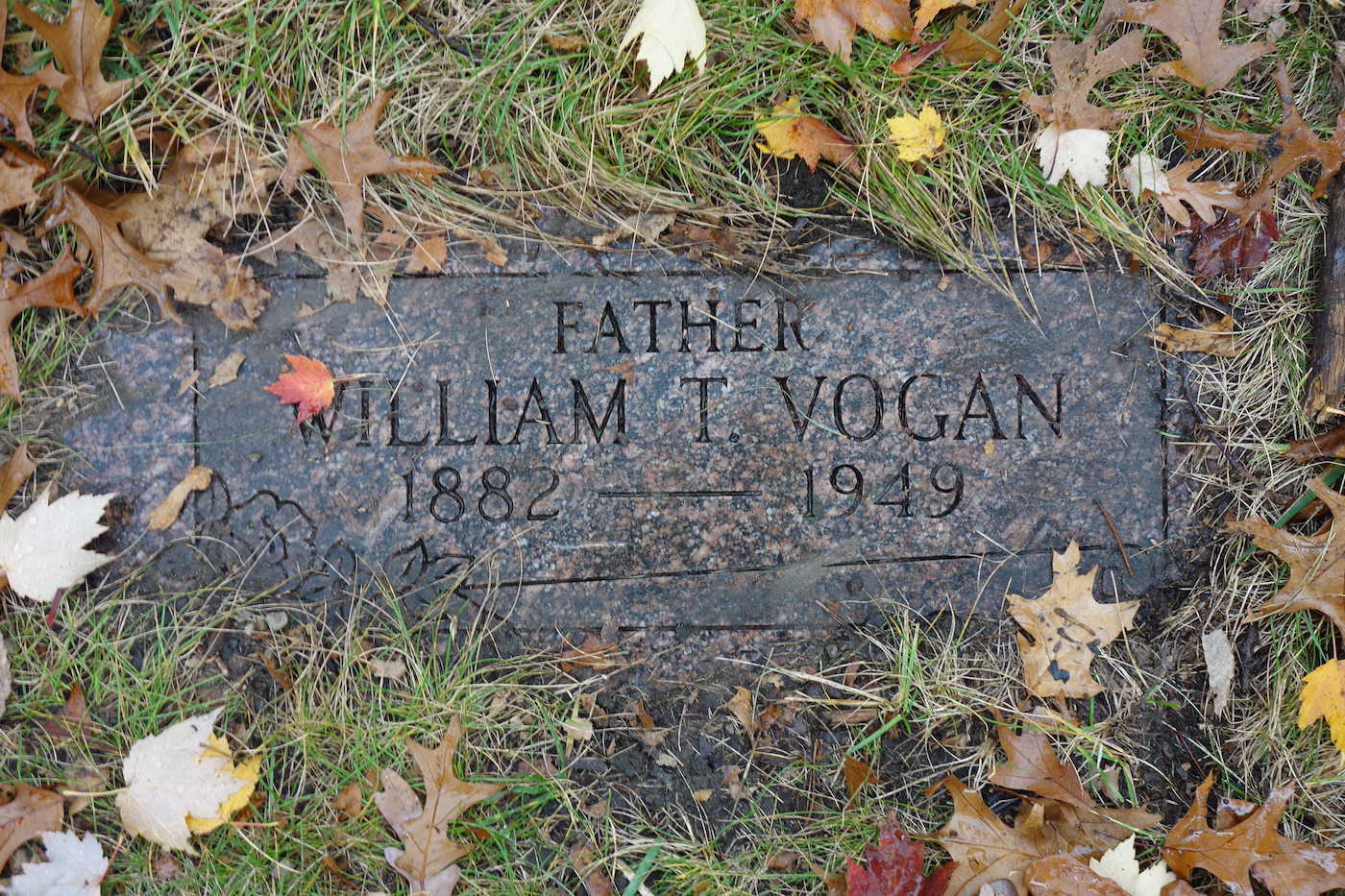 Photo of headstones/William T Vogan 1882-1949 Oakview Cem, Royal Oak, Michigan, USA